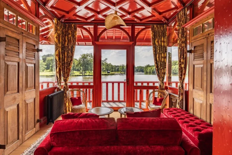 Best Honeymoon Suite Options: Ultimate Luxury & Planning Guide
