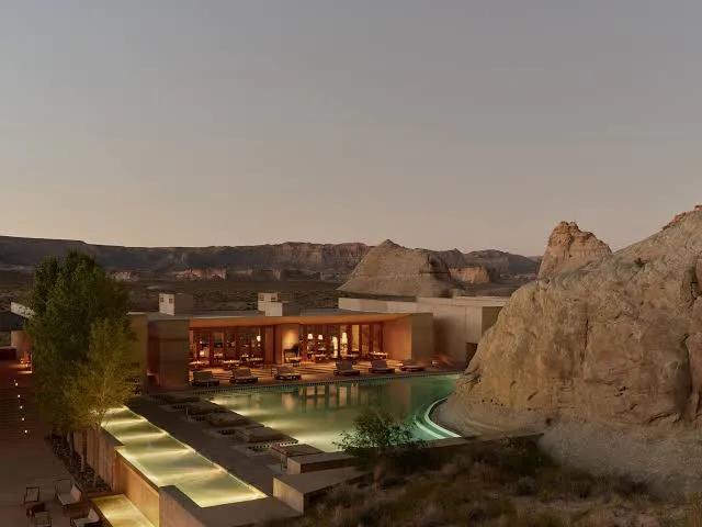 Top Desert Honeymoon Suites United States: Architectural & Climatic Analysis